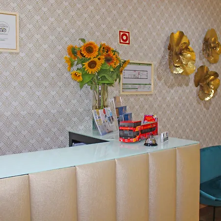 Pensjonat Vivacity - &