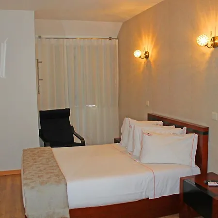 Vivacity - & 4* Porto