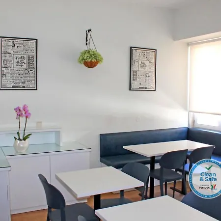 招待所 波尔图活力四射客房及公寓酒店 3*