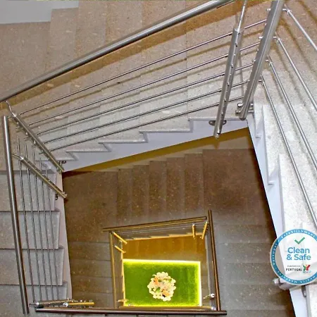 波尔图活力四射客房及公寓酒店 3*