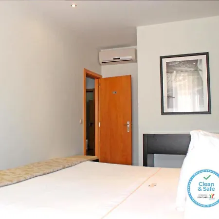 波尔图活力四射客房及公寓酒店 波尔图