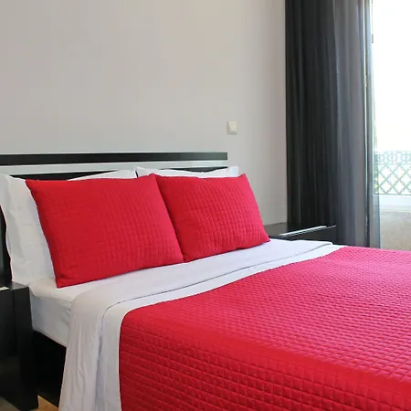 Vivacity - & 3* Porto