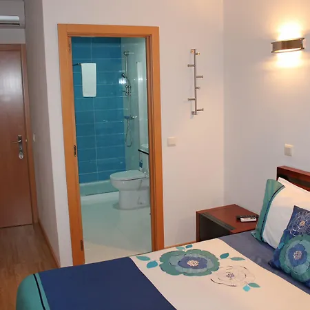 Vivacity - & 3* Porto