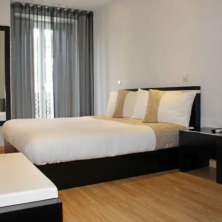 Vivacity - & Πανσιόν