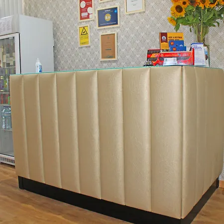 招待所 波尔图活力四射客房及公寓酒店 波尔图