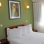 Vivacity - & 3* Porto