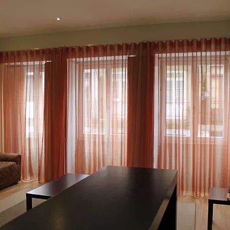 Vivacity - & 3* Porto