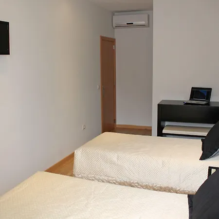 Vivacity - & 3* Porto